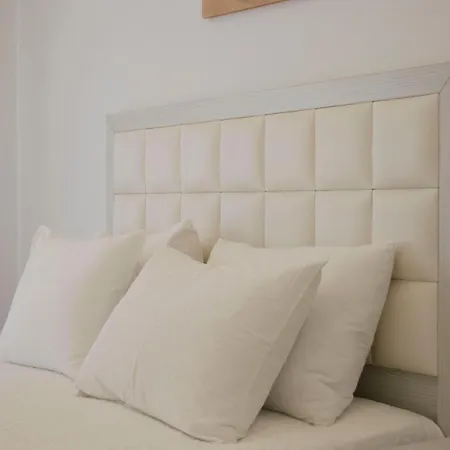 Giannoulaki מלון 4*