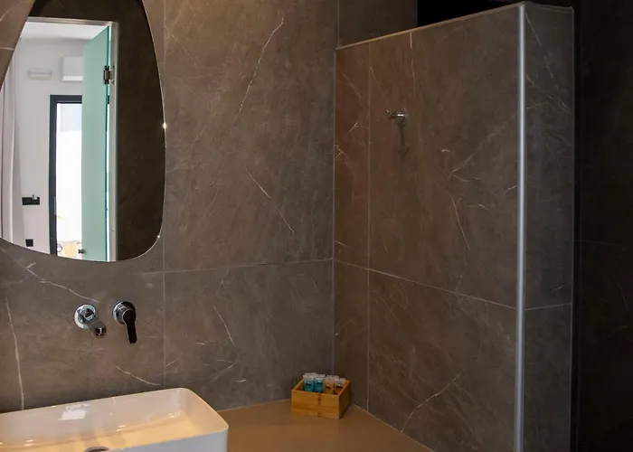 Giannoulaki Hotel 4*