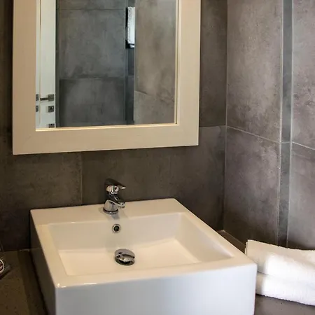 Giannoulaki Hotel 4*